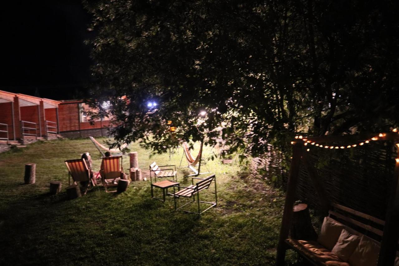 Kazbegi Cottages ภายนอก รูปภาพ