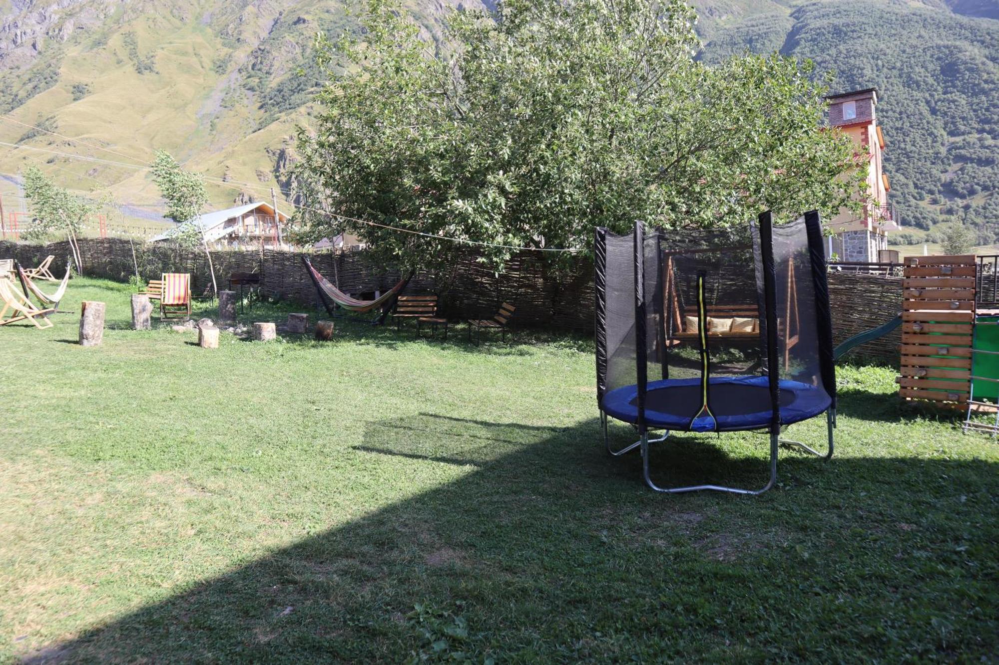 Kazbegi Cottages ภายนอก รูปภาพ