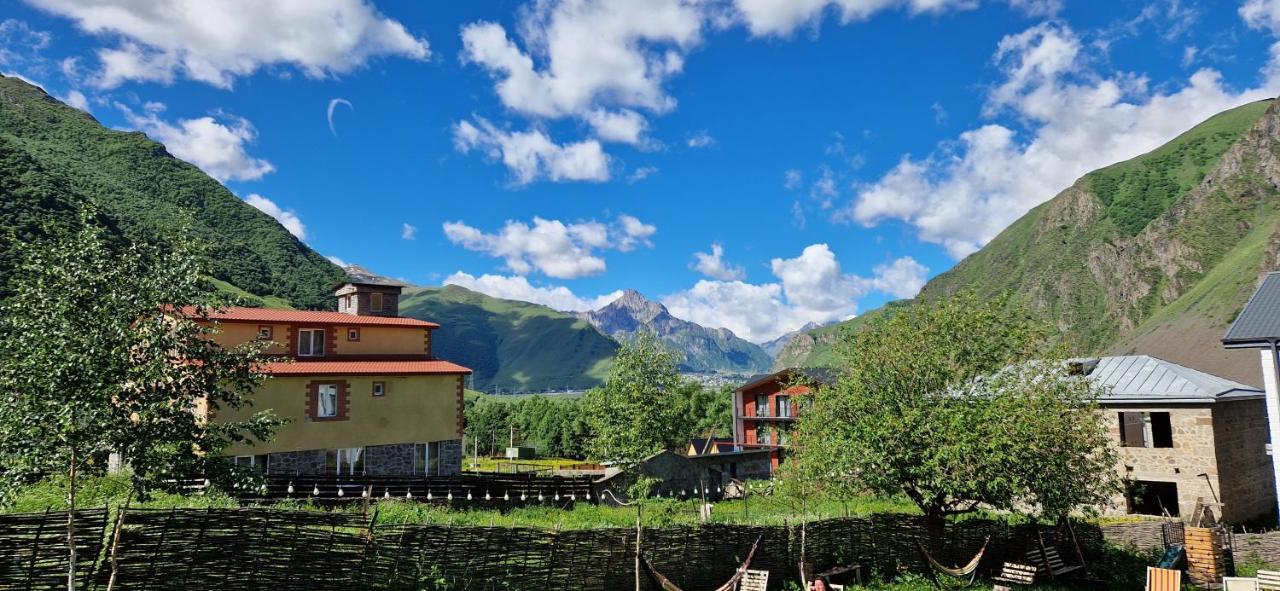 Kazbegi Cottages ภายนอก รูปภาพ